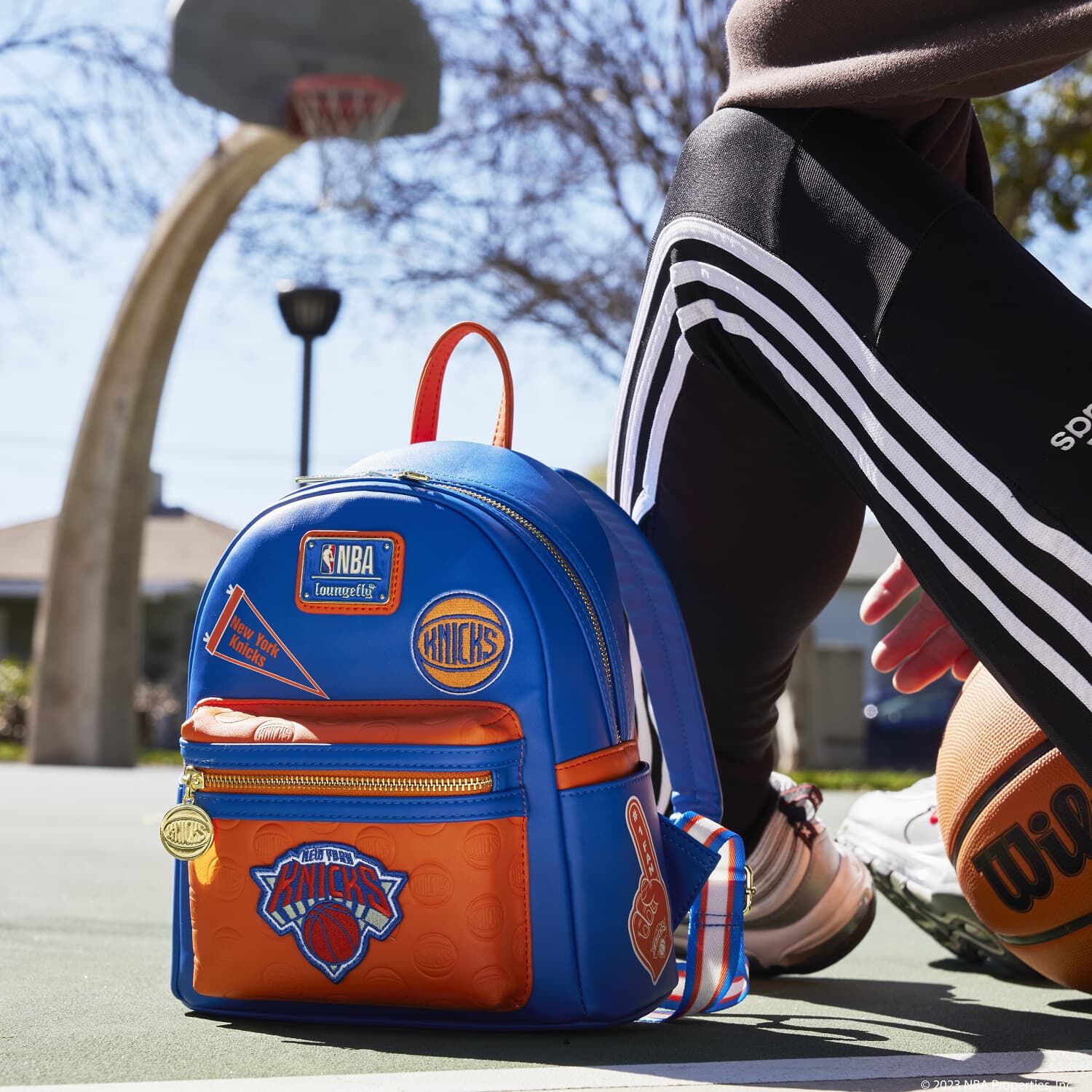 NBA New York Knicks Patch Icons Mini Backpack - Image 2
